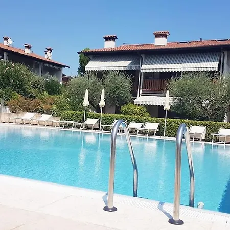 Aparthotel Morgan's Oasis San Felice del Benaco